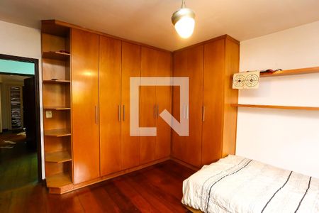 Casa à venda com 308m², 3 quartos e 4 vagas Casa à venda com 308m², 3 quartos e 4 vagassuíte 1