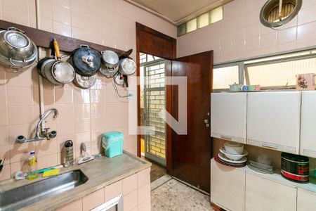 Casa à venda com 230m², 4 quartos e 2 vagasCozinha