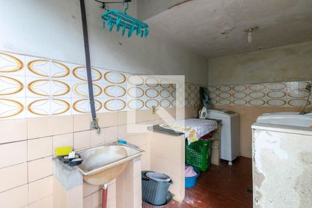 Casa à venda com 230m², 4 quartos e 2 vagasÁrea de Serviço