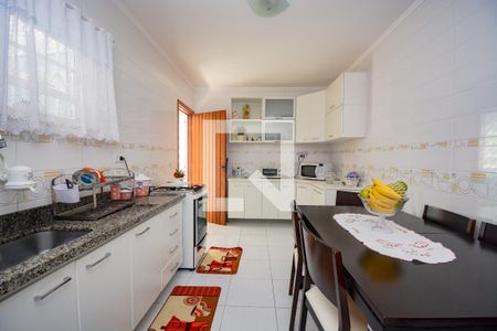 Casa à venda com 160m², 3 quartos e 4 vagas Casa à venda com 160m², 3 quartos e 4 vagasCozinha