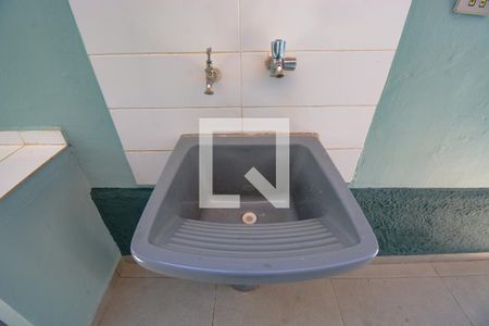 Casa à venda com 160m², 3 quartos e 4 vagas Casa à venda com 160m², 3 quartos e 4 vagasÁrea de Serviço - 1