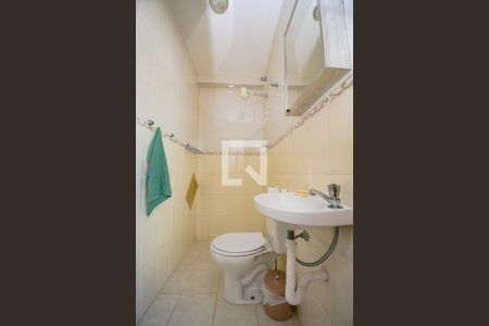 Casa à venda com 160m², 3 quartos e 4 vagas Casa à venda com 160m², 3 quartos e 4 vagasBanheiro de serviço