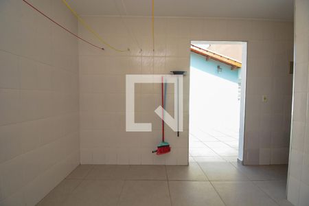 Casa à venda com 160m², 3 quartos e 4 vagas Casa à venda com 160m², 3 quartos e 4 vagasÁrea de Serviço - 2