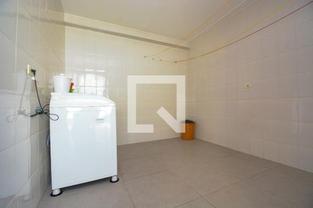 Casa à venda com 160m², 3 quartos e 4 vagas Casa à venda com 160m², 3 quartos e 4 vagasÁrea de Serviço - 2