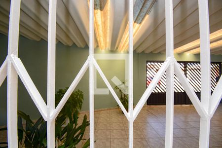 Casa à venda com 160m², 3 quartos e 4 vagas Casa à venda com 160m², 3 quartos e 4 vagasQuarto2 - vista