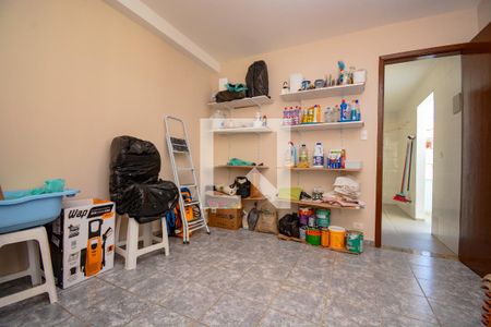 Casa à venda com 160m², 3 quartos e 4 vagas Casa à venda com 160m², 3 quartos e 4 vagasQuarto de Serviço