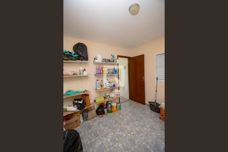 Casa à venda com 160m², 3 quartos e 4 vagas Casa à venda com 160m², 3 quartos e 4 vagasQuarto de Serviço