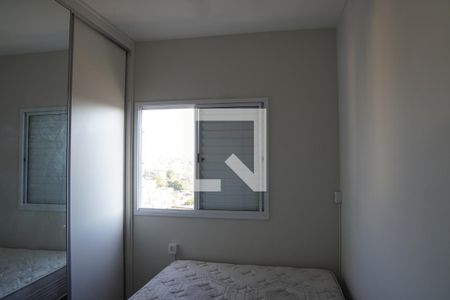 Quarto de apartamento para alugar com 2 quartos, 54m² em Jardim Irapua, Taboão da Serra