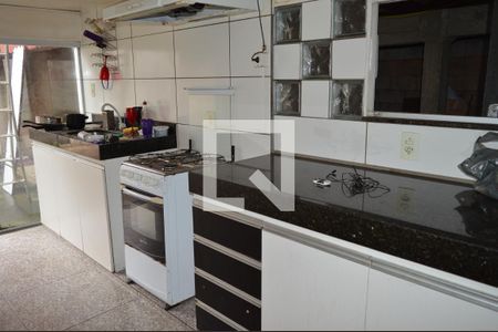 Cozinha de casa à venda com 1 quarto, 100m² em Chácara Contagem, Contagem
