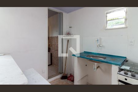 Cozinha de kitnet/studio para alugar com 1 quarto, 32m² em Irajá, Rio de Janeiro