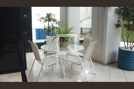 Apartamento à venda com 67m², 3 quartos e 1 vagaÁrea comum