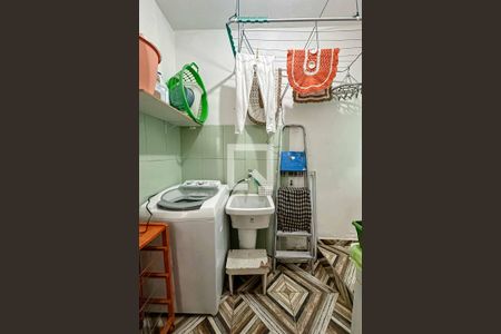 Casa para alugar com 125m², 2 quartos e 1 vaga Casa para alugar com 125m², 2 quartos e 1 vagaÁrea de Serviço