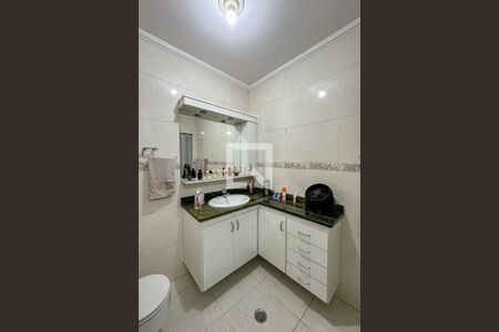 Casa para alugar com 430m², 5 quartos e 3 vagas Casa para alugar com 430m², 5 quartos e 3 vagasBanheiro