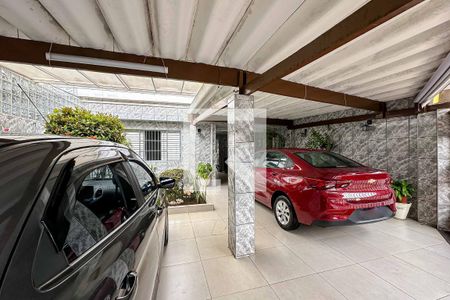 Casa para alugar com 430m², 5 quartos e 3 vagas Casa para alugar com 430m², 5 quartos e 3 vagasGaragem