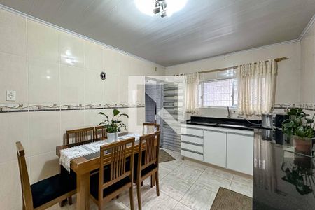 Casa para alugar com 430m², 5 quartos e 3 vagas Casa para alugar com 430m², 5 quartos e 3 vagasCozinha