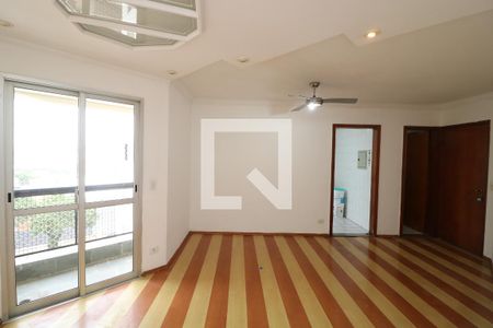 Sala de apartamento para alugar com 3 quartos, 67m² em Jardim Vila Formosa, São Paulo