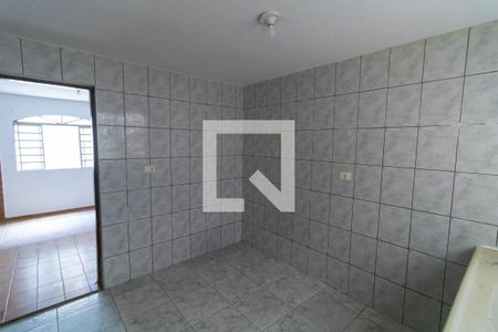 Cozinha de casa para alugar com 1 quarto, 30m² em Artur Alvim, São Paulo