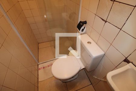 Casa à venda com 130m², 4 quartos e 2 vagasBanheiro 2