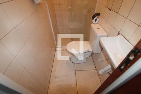 Casa à venda com 130m², 4 quartos e 2 vagasBanheiro 2