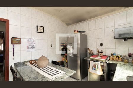 Casa à venda com 175m², 2 quartos e 2 vagasCozinha