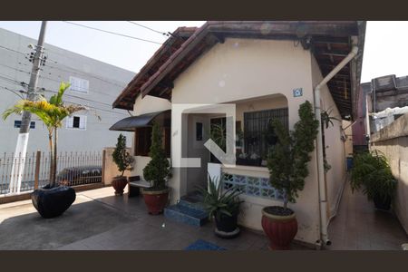 Casa à venda com 175m², 2 quartos e 2 vagasFachada