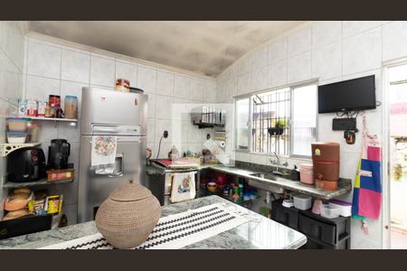 Casa à venda com 175m², 2 quartos e 2 vagasCozinha