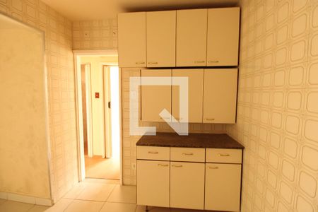 Apartamento para alugar com 77m², 2 quartos e 1 vagaCozinha - Armários