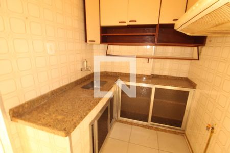 Apartamento para alugar com 77m², 2 quartos e 1 vagaCozinha