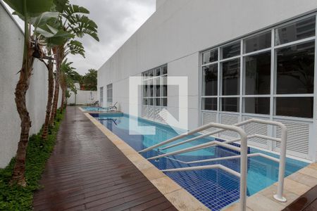 Apartamento à venda com 67m², 2 quartos e 1 vaga Apartamento à venda com 67m², 2 quartos e 1 vagaPiscina