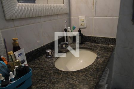 Apartamento à venda com 190m², 3 quartos e 2 vagas Apartamento à venda com 190m², 3 quartos e 2 vagasBanheiro Social