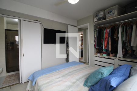 Apartamento à venda com 190m², 3 quartos e 2 vagas Apartamento à venda com 190m², 3 quartos e 2 vagasSuíte