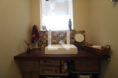 Apartamento à venda com 190m², 3 quartos e 2 vagas Apartamento à venda com 190m², 3 quartos e 2 vagasLavabo