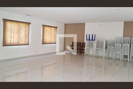 Apartamento para alugar com 56m², 2 quartos e 1 vaga Apartamento para alugar com 56m², 2 quartos e 1 vagaÁrea comum - Salão de festas