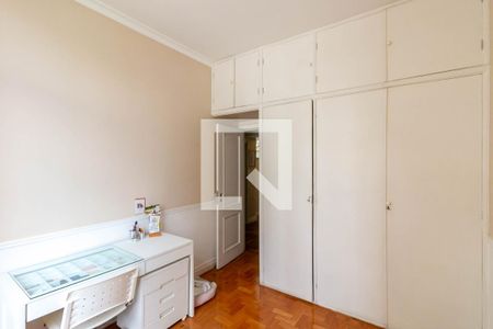 Quarto 2 de apartamento à venda com 3 quartos, 120m² em Santo Antônio, Belo Horizonte