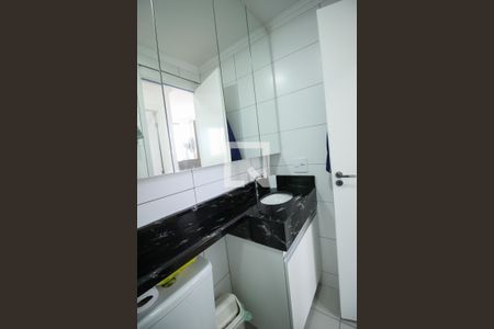 Apartamento à venda com 45m², 2 quartos e sem vagaBanheiro