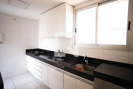 Cozinha de apartamento para alugar com 3 quartos, 91m² em Castelo, Belo Horizonte