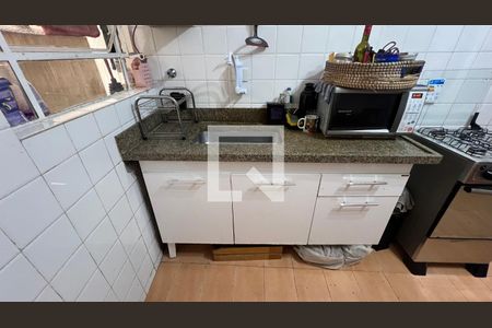 Apartamento para alugar com 71m², 2 quartos e sem vagaCozinha - Armários