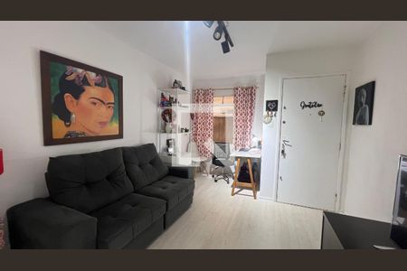 Apartamento para alugar com 71m², 2 quartos e sem vagaSala de TV