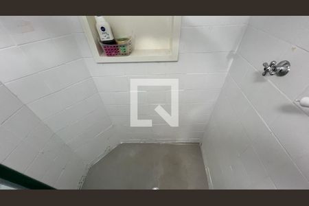 Apartamento para alugar com 71m², 2 quartos e sem vagaBanheiro