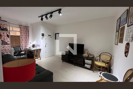 Apartamento para alugar com 71m², 2 quartos e sem vagaSala de TV