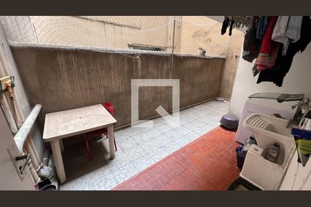 Apartamento para alugar com 71m², 2 quartos e sem vagaÁrea de Serviço