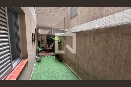 Apartamento para alugar com 71m², 2 quartos e sem vagaAcesso do Quarto 1