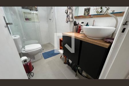 Apartamento para alugar com 71m², 2 quartos e sem vagaBanheiro