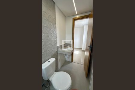 Banheiro de apartamento para alugar com 2 quartos, 65m² em Setor Marista, Goiânia