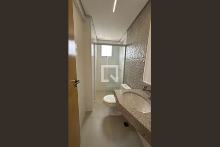 Banheiro de apartamento para alugar com 2 quartos, 65m² em Setor Marista, Goiânia