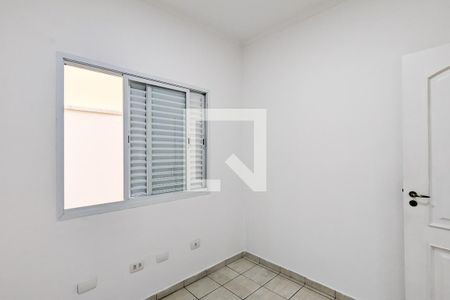 Quarto 2 de casa para alugar com 2 quartos, 180m² em Parque dos Passaros, São Bernardo do Campo