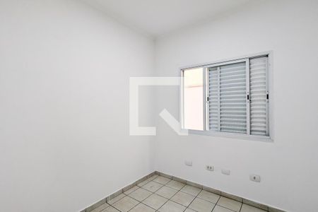 Quarto 2 de casa para alugar com 2 quartos, 180m² em Parque dos Passaros, São Bernardo do Campo