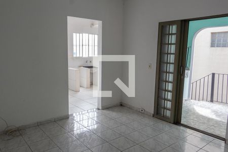 Sala de casa para alugar com 2 quartos, 72m² em Raposo Tavares, São Paulo