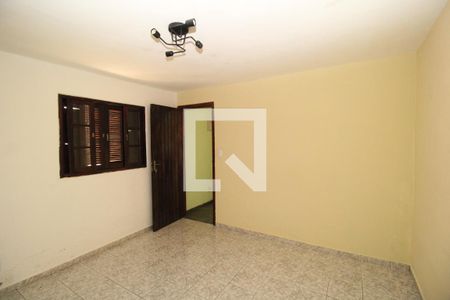 Casa à venda com 212m², 4 quartos e 4 vagasQuarto 4 - Suíte
