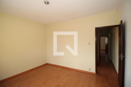 Casa à venda com 212m², 4 quartos e 4 vagasQuarto 1 - suíte